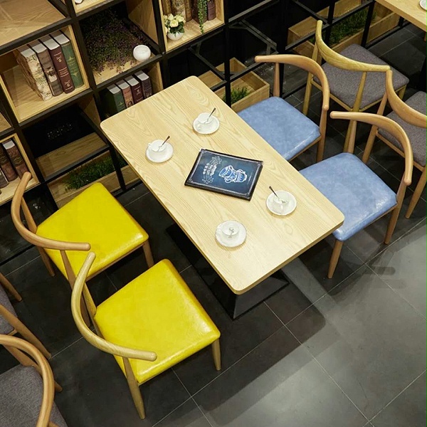 咖啡店桌椅