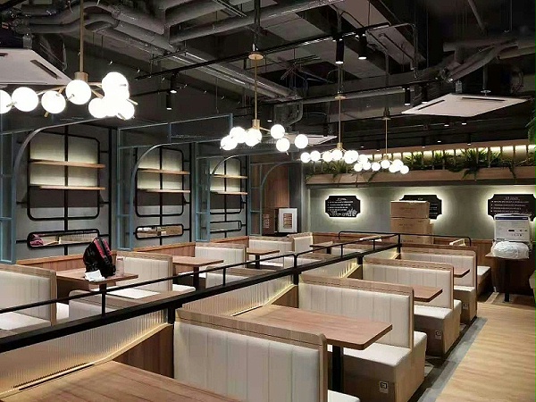 泰式餐厅桌椅