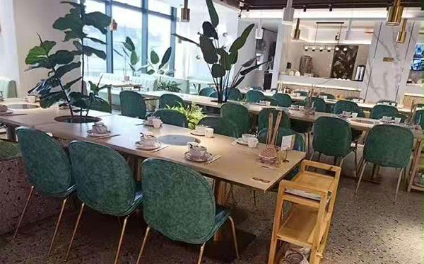 火锅店桌椅