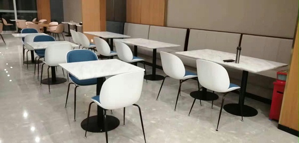 茶餐厅桌椅
