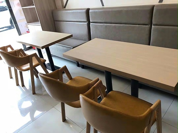 炸鸡店时尚餐桌椅