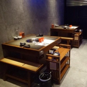 火锅店桌椅