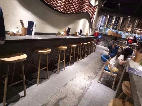 餐饮桌椅批发