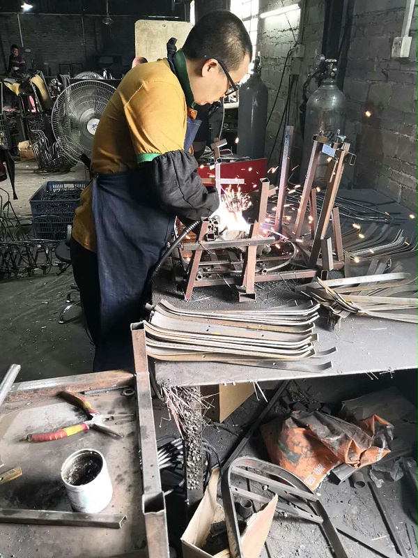 餐饮家具定制厂家