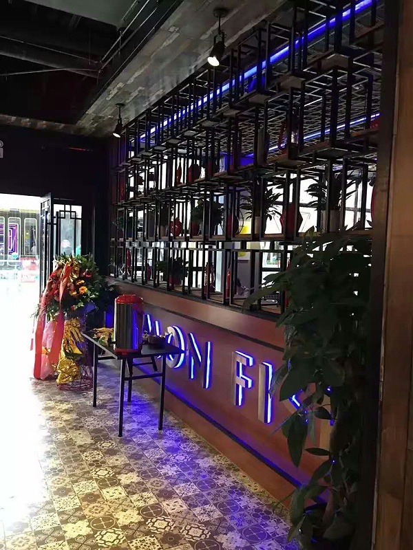 餐厅餐桌椅