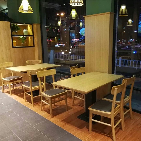 西餐厅桌椅