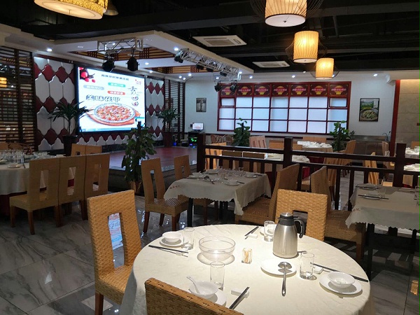 酒店桌椅