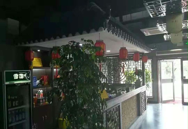 火锅店桌椅