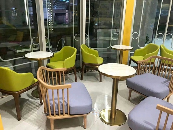 奶茶店餐桌椅