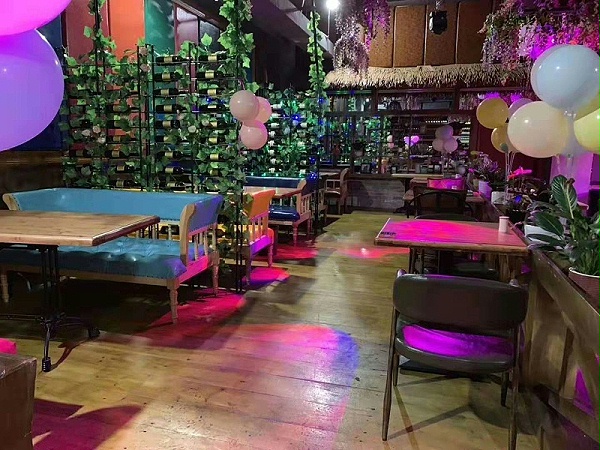 餐厅桌椅定制