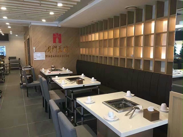 火锅店桌椅