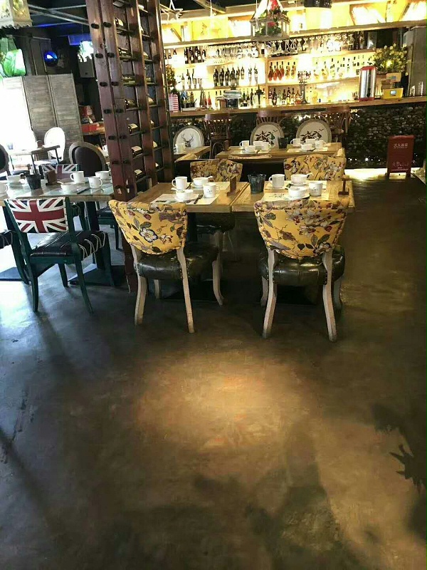 餐厅桌椅