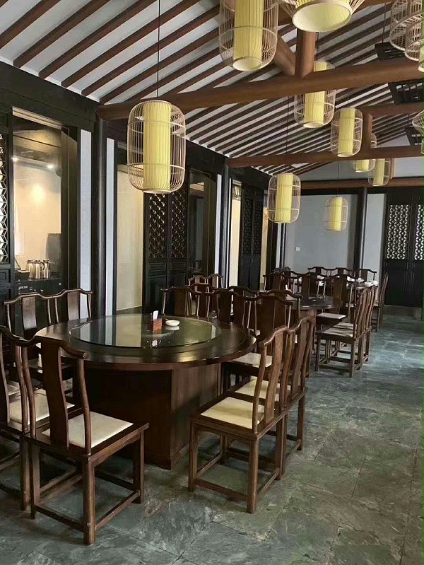 中餐厅桌椅