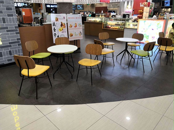 奶茶店休闲餐桌椅