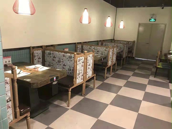 餐饮桌椅定做