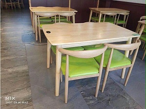 实木餐厅家具